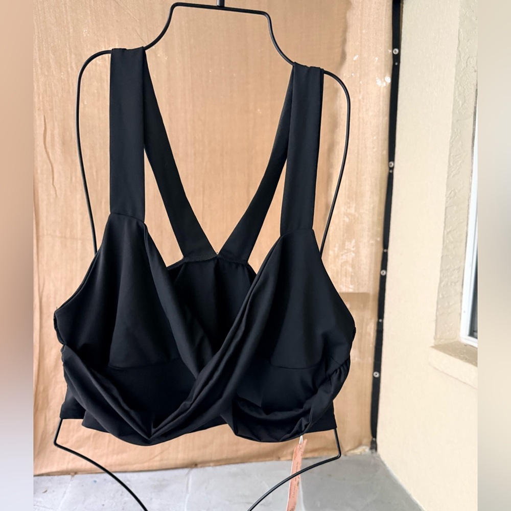 SHEIN Black V-Back Draped Crop Top